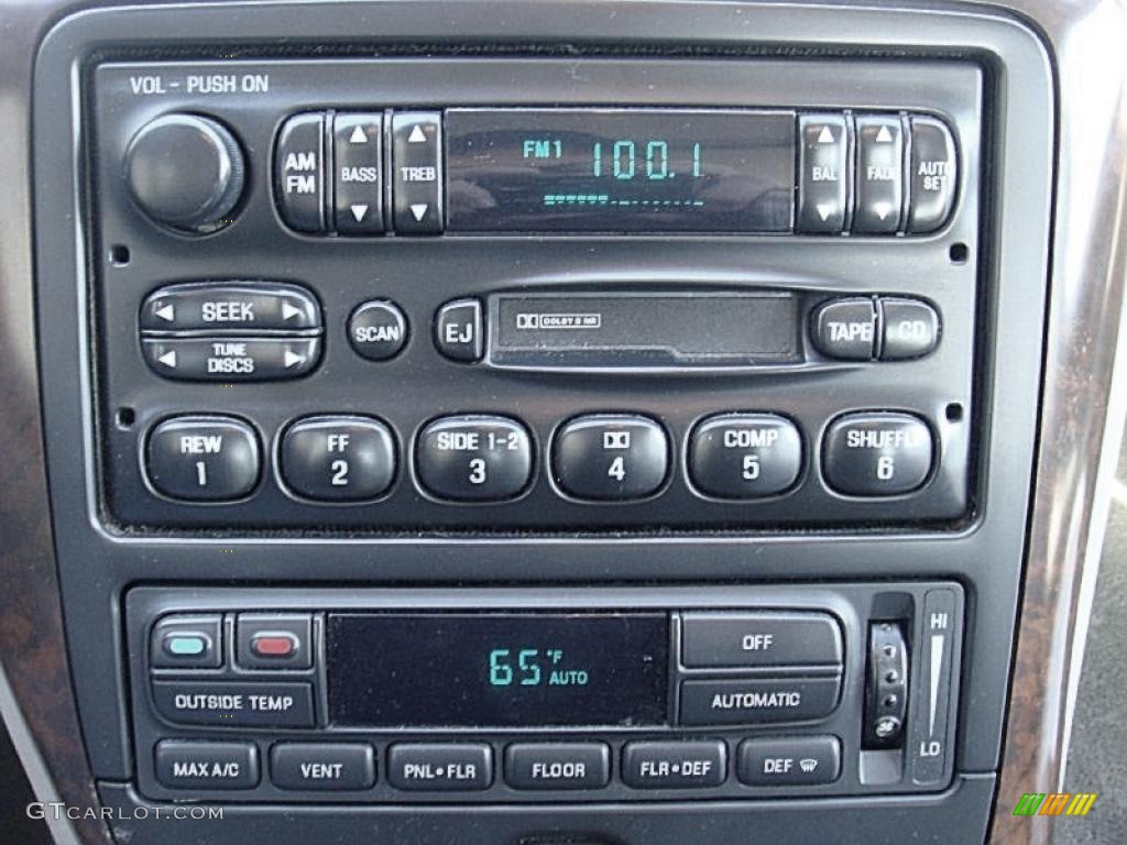 1997 Mark VIII LSC - Toreador Red Metallic / Light Graphite photo #14