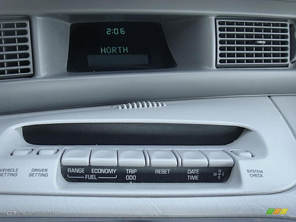 1997 Mark VIII LSC - Toreador Red Metallic / Light Graphite photo #18