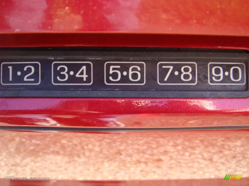 1997 Mark VIII LSC - Toreador Red Metallic / Light Graphite photo #19