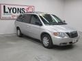 2007 Bright Silver Metallic Chrysler Town & Country Limited  photo #31
