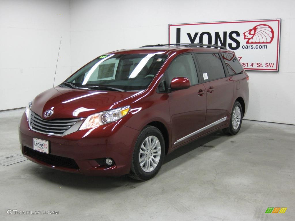 2011 Sienna XLE - Salsa Red Pearl / Light Gray photo #25