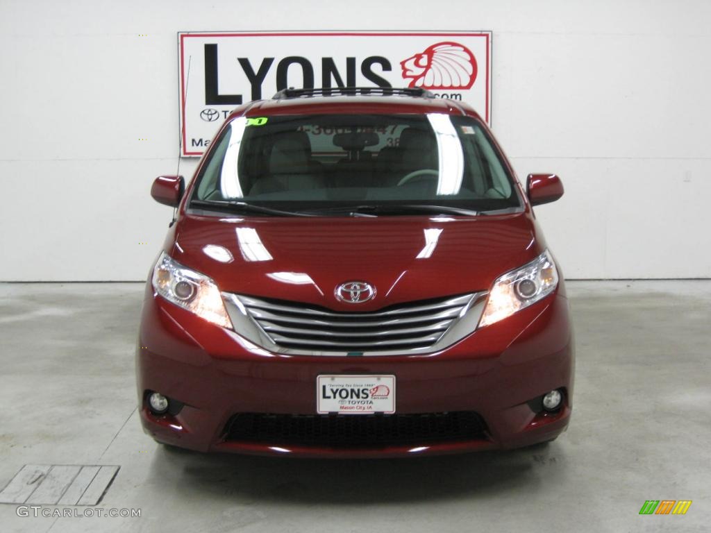 2011 Sienna XLE - Salsa Red Pearl / Light Gray photo #26