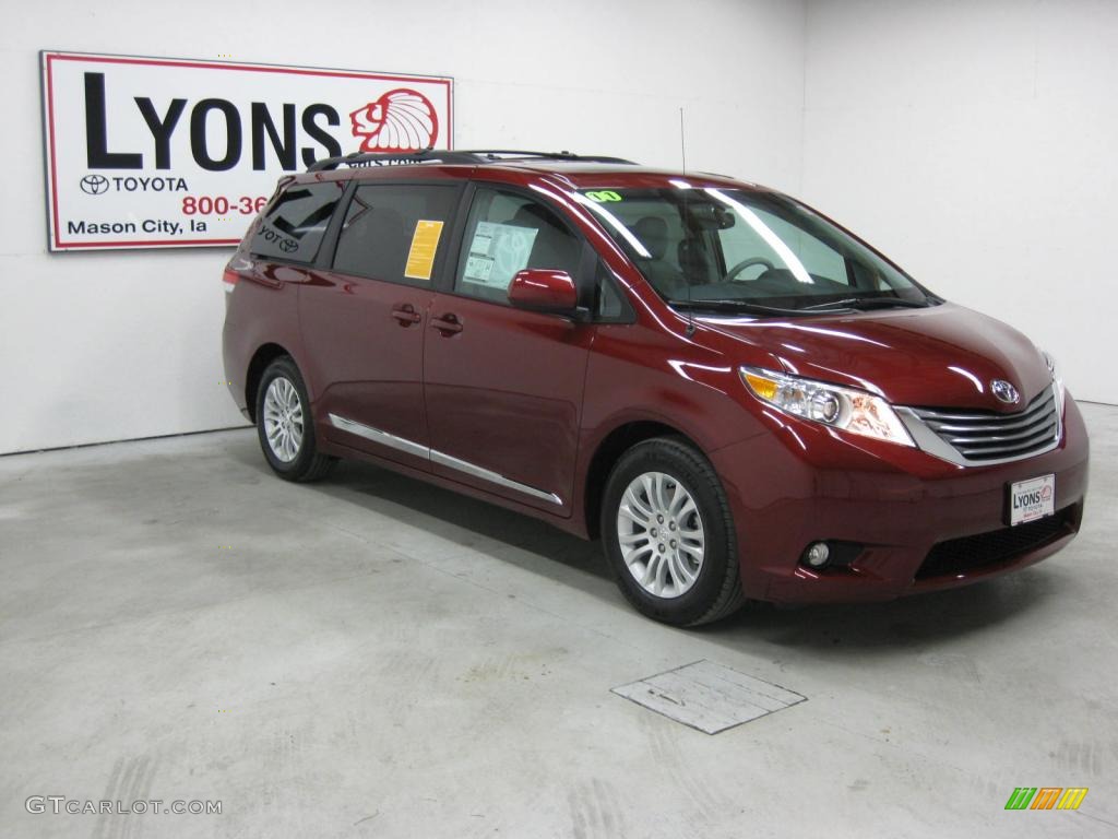 2011 Sienna XLE - Salsa Red Pearl / Light Gray photo #27