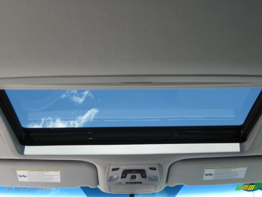 2011 Sienna XLE - Salsa Red Pearl / Light Gray photo #33