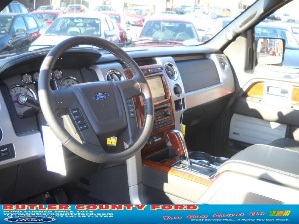 2010 F150 Lariat SuperCrew 4x4 - Dark Blue Pearl Metallic / Black photo #8