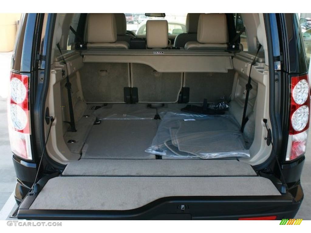 2011 Land Rover LR4 HSE Trunk Photo #39568086