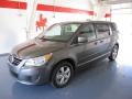 Meteor Gray Metallic - Routan SE Photo No. 1