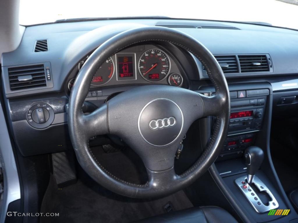 2004 Audi A4 1.8T quattro Avant Ebony Steering Wheel Photo #39570823