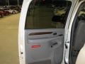 White Diamond - Escalade ESV AWD Photo No. 23
