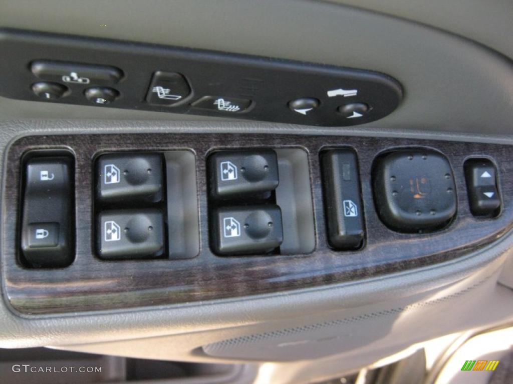 2004 Yukon XL Denali AWD - Silver Birch Metallic / Sandstone photo #22