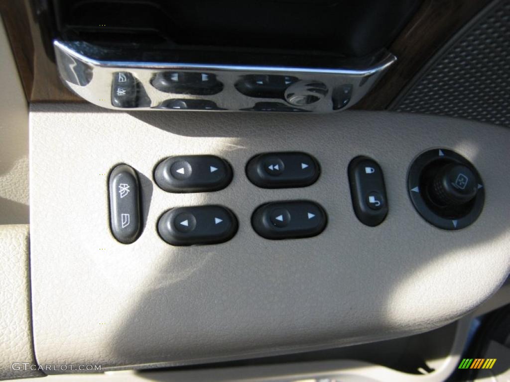 2004 F150 Lariat SuperCrew - True Blue Metallic / Tan photo #14