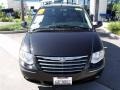 2007 Brilliant Black Crystal Pearl Chrysler Town & Country Limited  photo #2