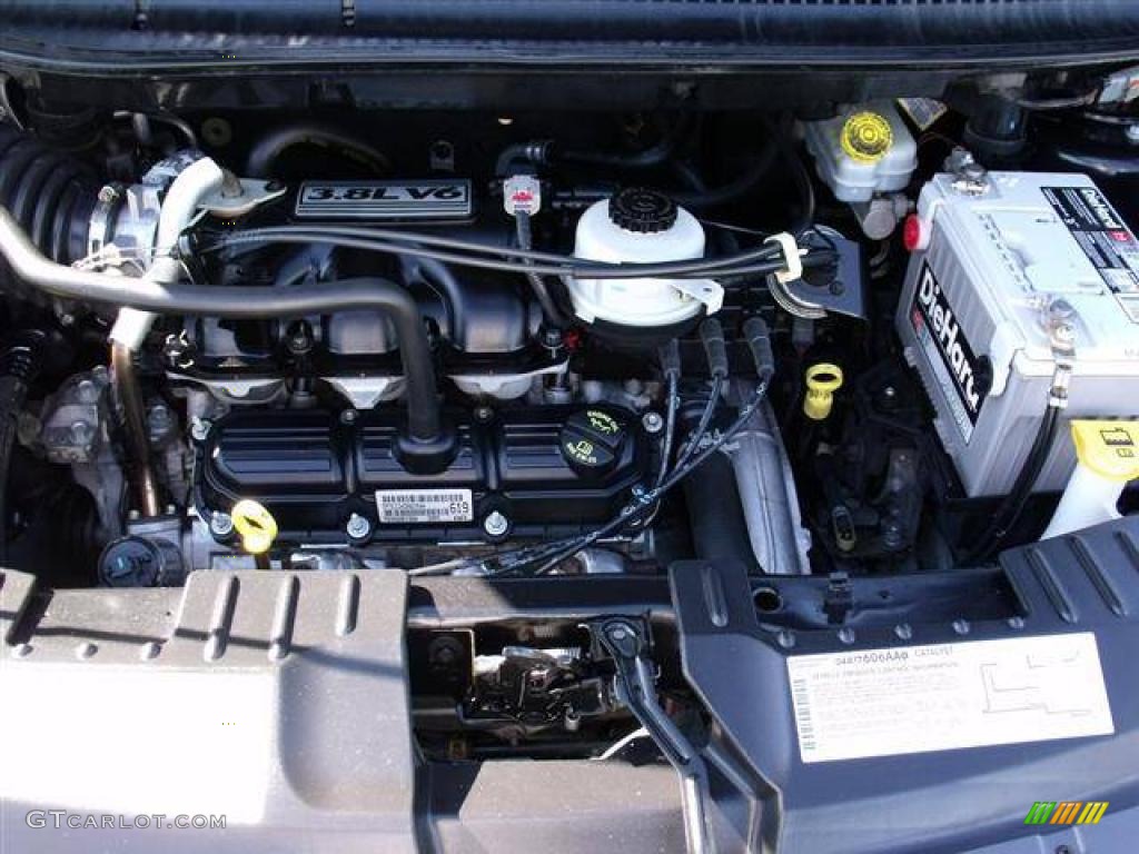 2007 Chrysler Town & Country Limited 3.8L OHV 12V V6 Engine Photo #39576989