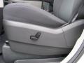 Stone White - Grand Caravan SE Photo No. 19
