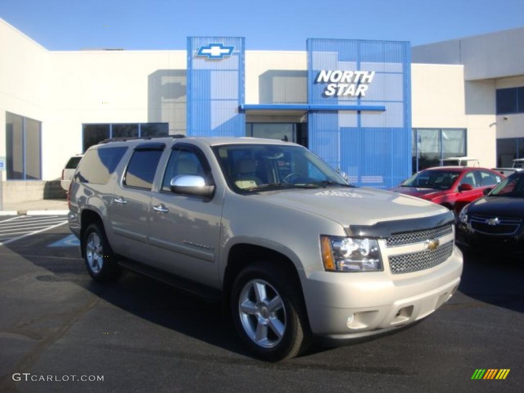 2008 Suburban 1500 LTZ 4x4 - Gold Mist Metallic / Light Cashmere/Ebony photo #1