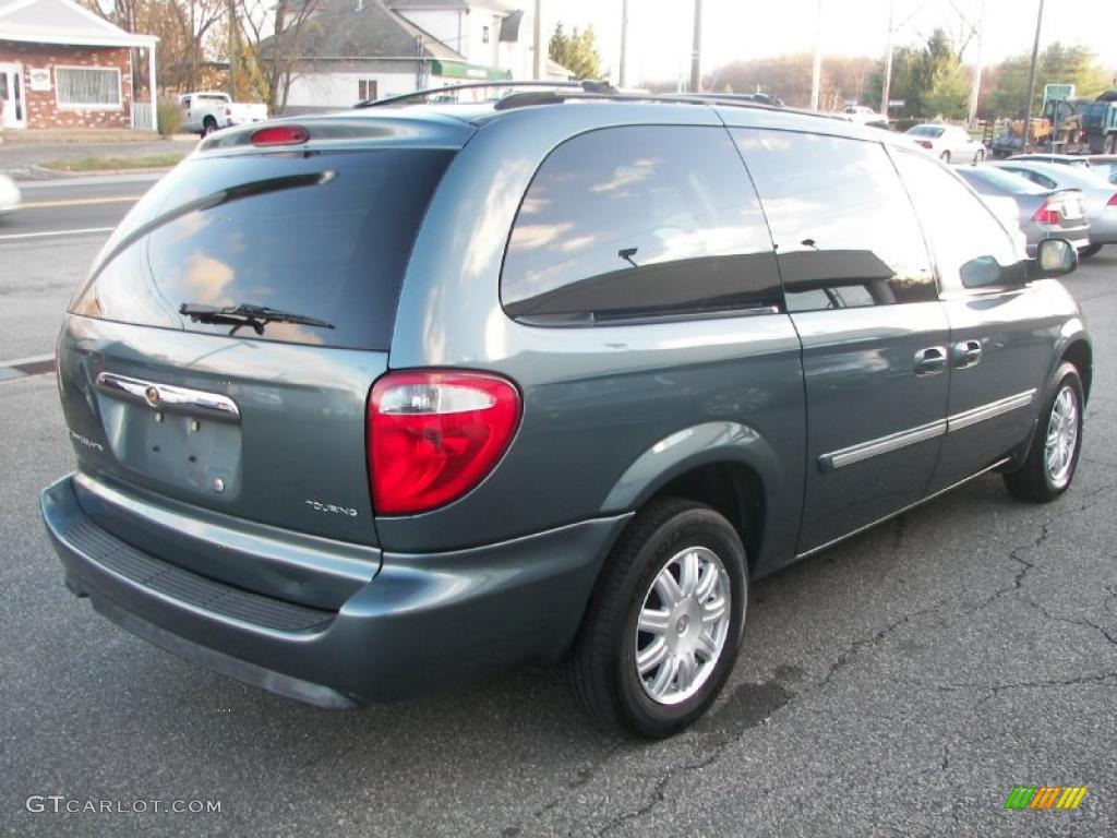 Magnesium Pearl 2006 Chrysler Town & Country Touring Exterior Photo #39580209