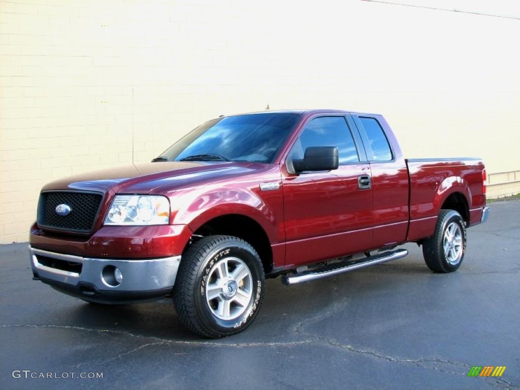 2006 F150 XLT SuperCab 4x4 - Dark Toreador Red Metallic / Medium/Dark Flint photo #1