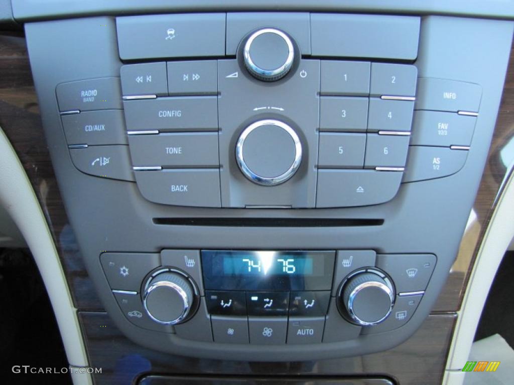 2011 Buick Regal CXL Controls Photo #39585021