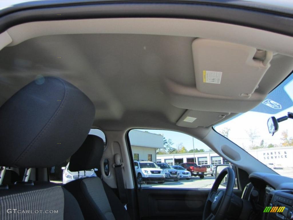 2011 Ram 1500 ST Quad Cab - Bright White / Dark Slate Gray/Medium Graystone photo #13