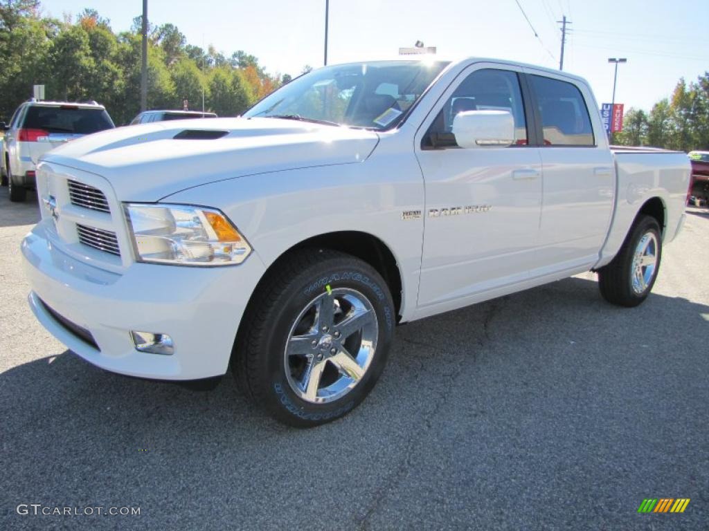 2011 Ram 1500 Sport Crew Cab - Bright White / Dark Slate Gray photo #3