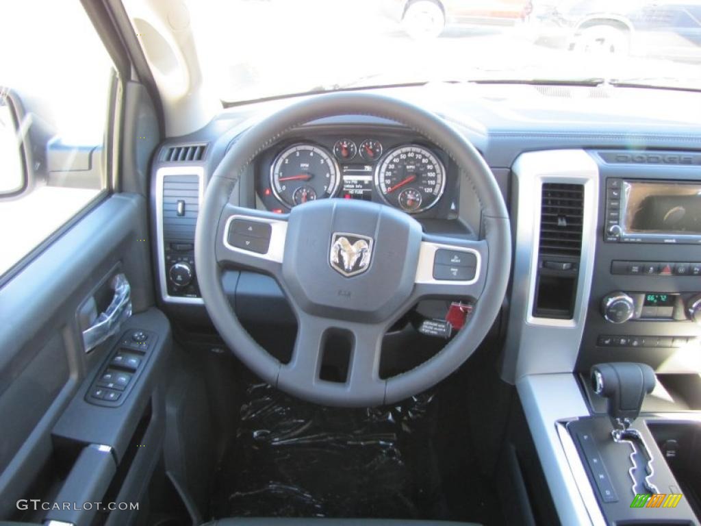 2011 Ram 1500 Sport Crew Cab - Bright White / Dark Slate Gray photo #17