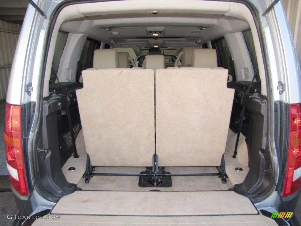 2007 Land Rover LR3 V8 SE Trunk Photo #39591053
