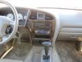 Beige 2001 Nissan Pathfinder LE Dashboard