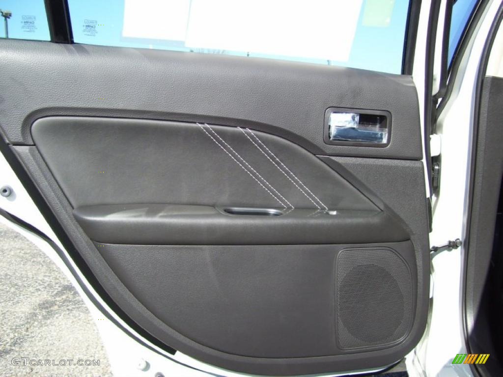 2011 Fusion SEL V6 - White Suede / Charcoal Black photo #11
