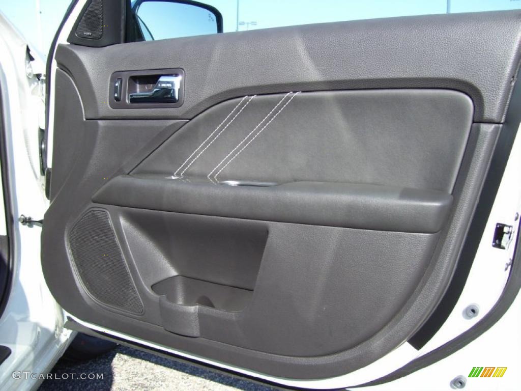 2011 Fusion SEL V6 - White Suede / Charcoal Black photo #12