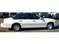 2001 Vibrant White Lincoln Town Car Executive  photo #8