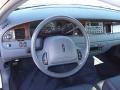 2001 Vibrant White Lincoln Town Car Executive  photo #10