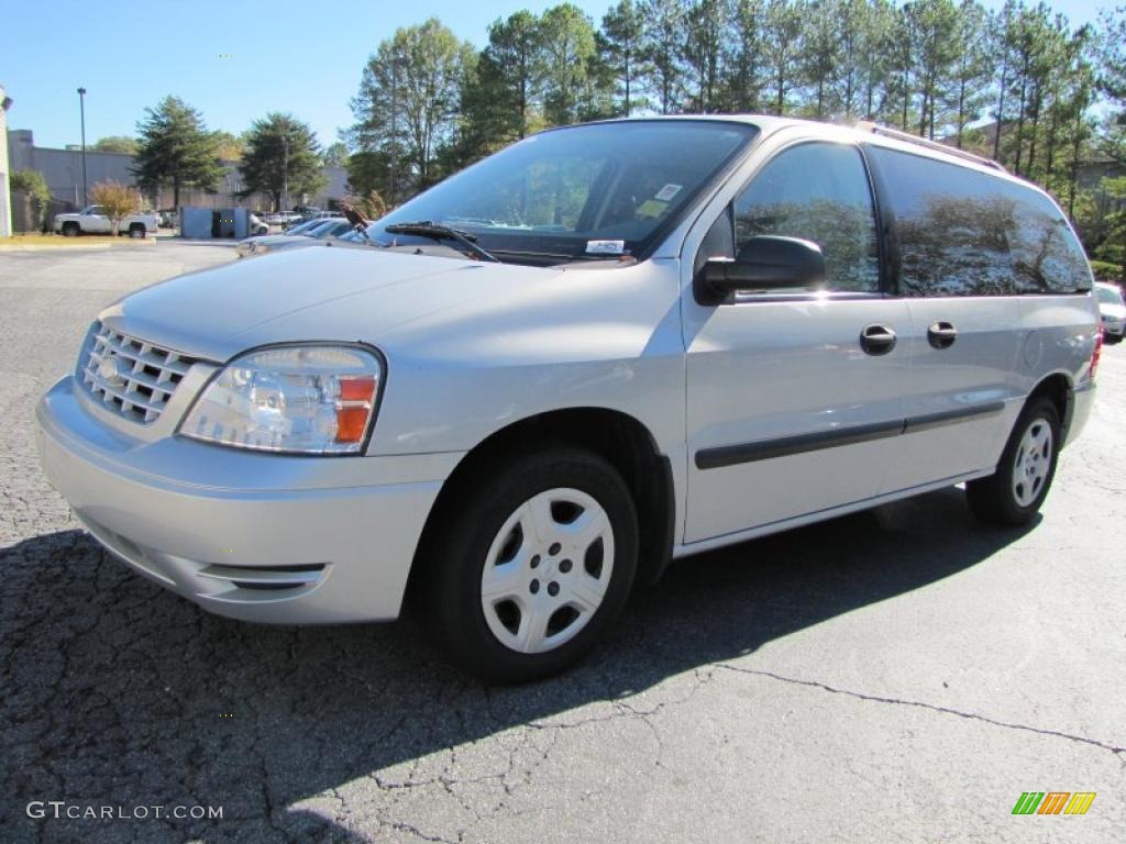 2007 Freestar SE - Silver Frost Metallic / Pebble Beige photo #1