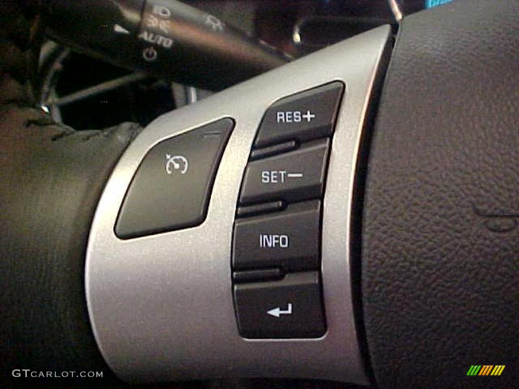 2011 Chevrolet HHR LT Controls Photo #39595215