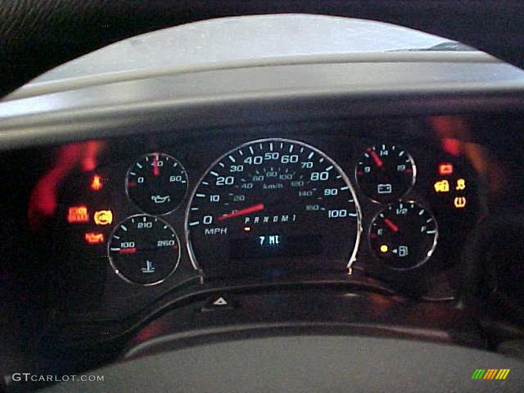 2011 Chevrolet Express 2500 Work Van Gauges Photo #39595335