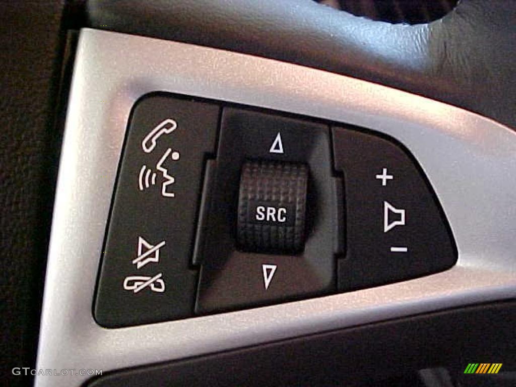 2011 Chevrolet Equinox LT Controls Photo #39595555