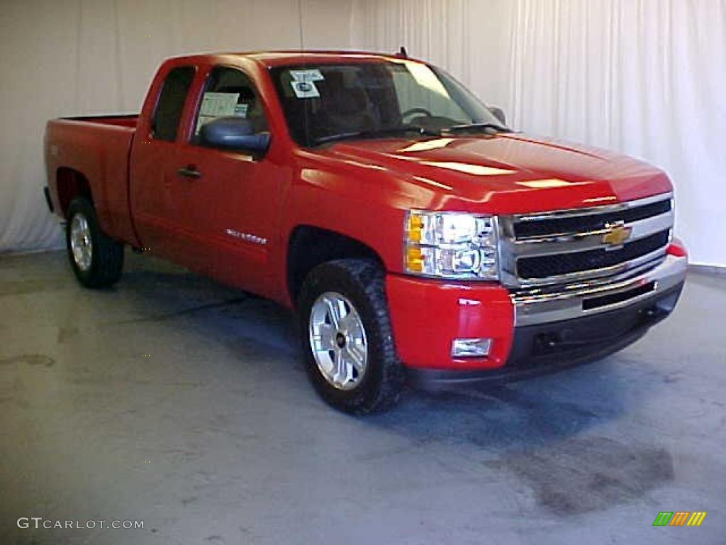 2011 Silverado 1500 LT Extended Cab 4x4 - Victory Red / Ebony photo #1