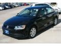 Black - Jetta SE Sedan Photo No. 3