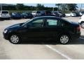 Black - Jetta SE Sedan Photo No. 4