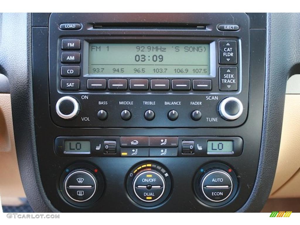 2006 Volkswagen Jetta TDI Sedan Controls Photo #39596535