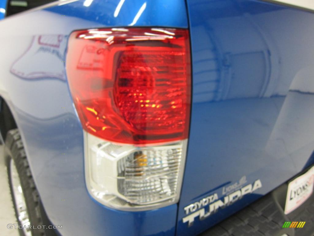 2010 Tundra SR5 Double Cab 4x4 - Blue Streak Metallic / Graphite Gray photo #39