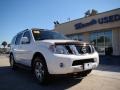 White Frost - Pathfinder LE 4x4 Photo No. 2