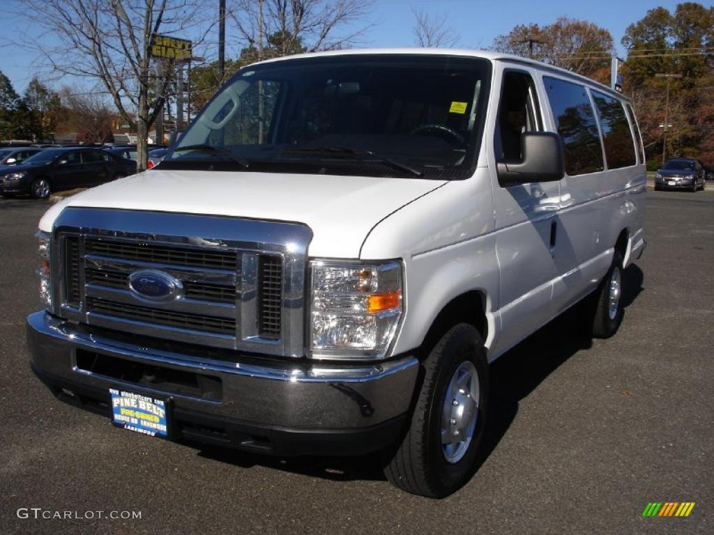 Oxford White 2010 Ford E Series Van E350 XLT Passenger Extended Exterior Photo #39605653