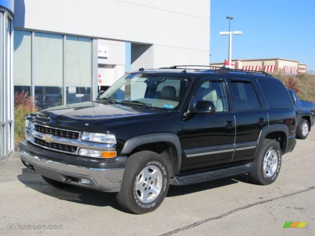 2004 Tahoe LT 4x4 - Black / Tan/Neutral photo #2