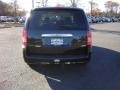 2008 Brilliant Black Crystal Pearlcoat Chrysler Town & Country LX  photo #5