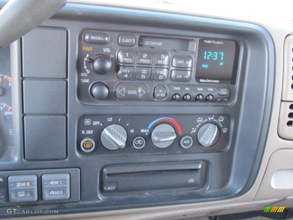 1998 Chevrolet Suburban K1500 LT 4x4 Controls Photos