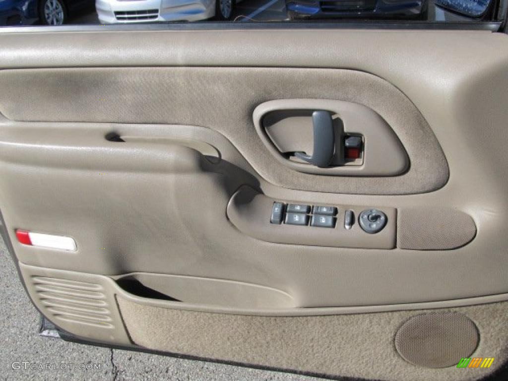 1998 Chevrolet Suburban K1500 LT 4x4 Door Panel Photos