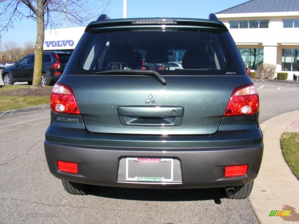 2005 Outlander LS AWD - Lofty Green Pearl / Charcoal photo #4