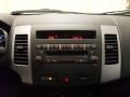 2011 Diamond White Pearl Mitsubishi Outlander SE  photo #13