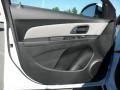 Summit White - Cruze LT Photo No. 9