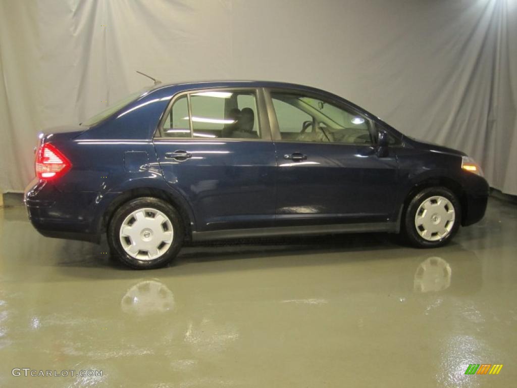 2009 Versa 1.8 S Sedan - Blue Onyx / Charcoal photo #11